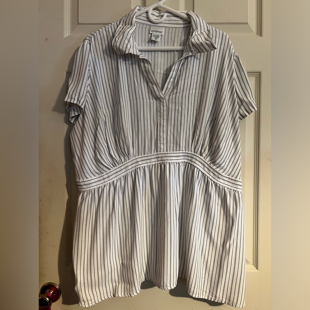 Motherhood maternity dress top, short sleeve, size 2X, black and white striped